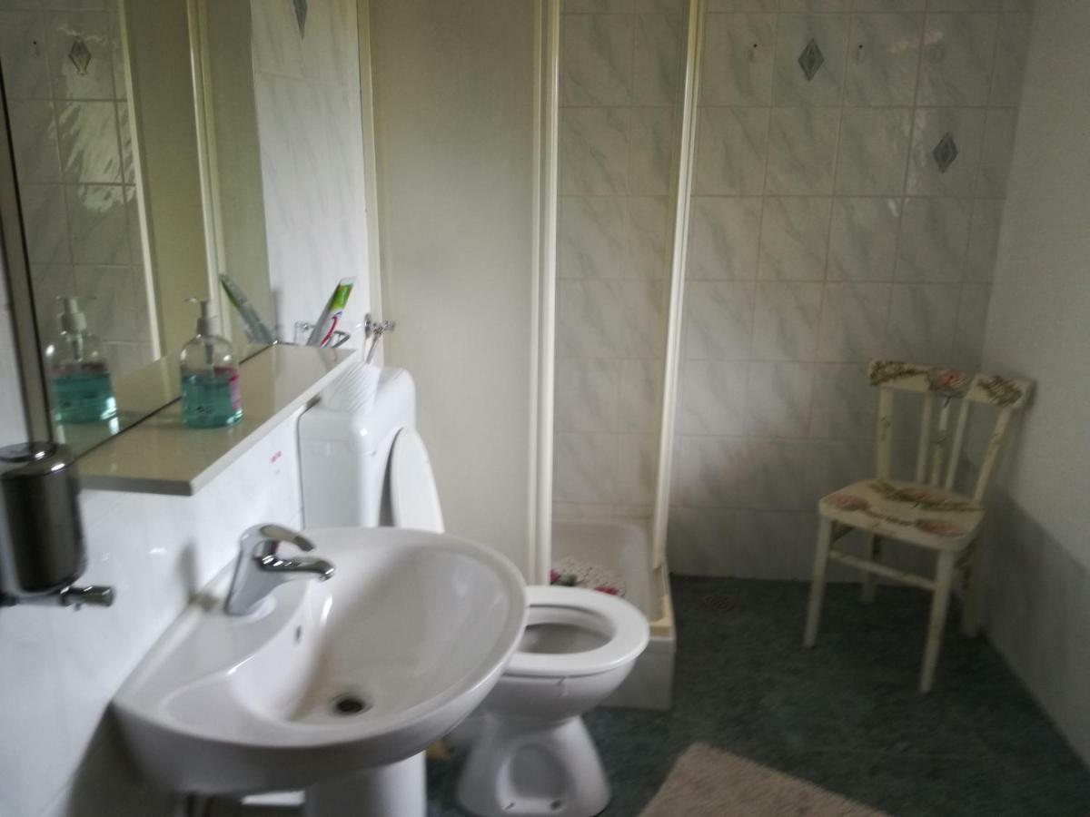 Апартаменты Apartman Jasmin Catrnja Экстерьер фото